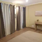 منزل ريفي Aleks Friendly House كانالي
