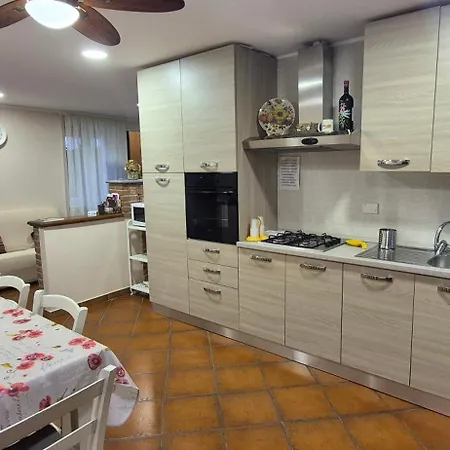 Aleks Friendly House Εξοχικό σπίτι