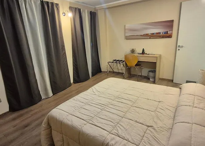 Aleks Friendly House Kır Evi