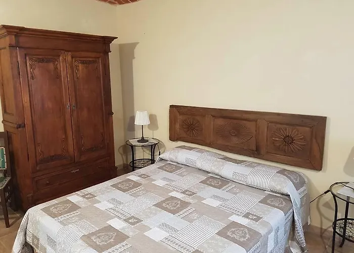 Aleks Friendly House Kır Evi