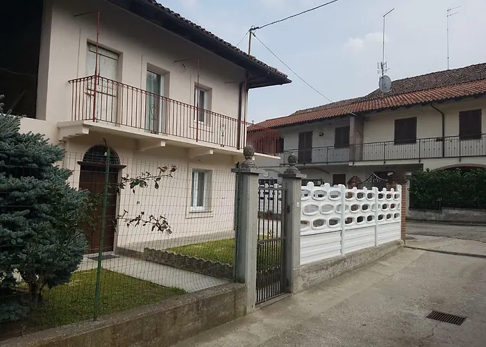 Aleks Friendly House Kır Evi